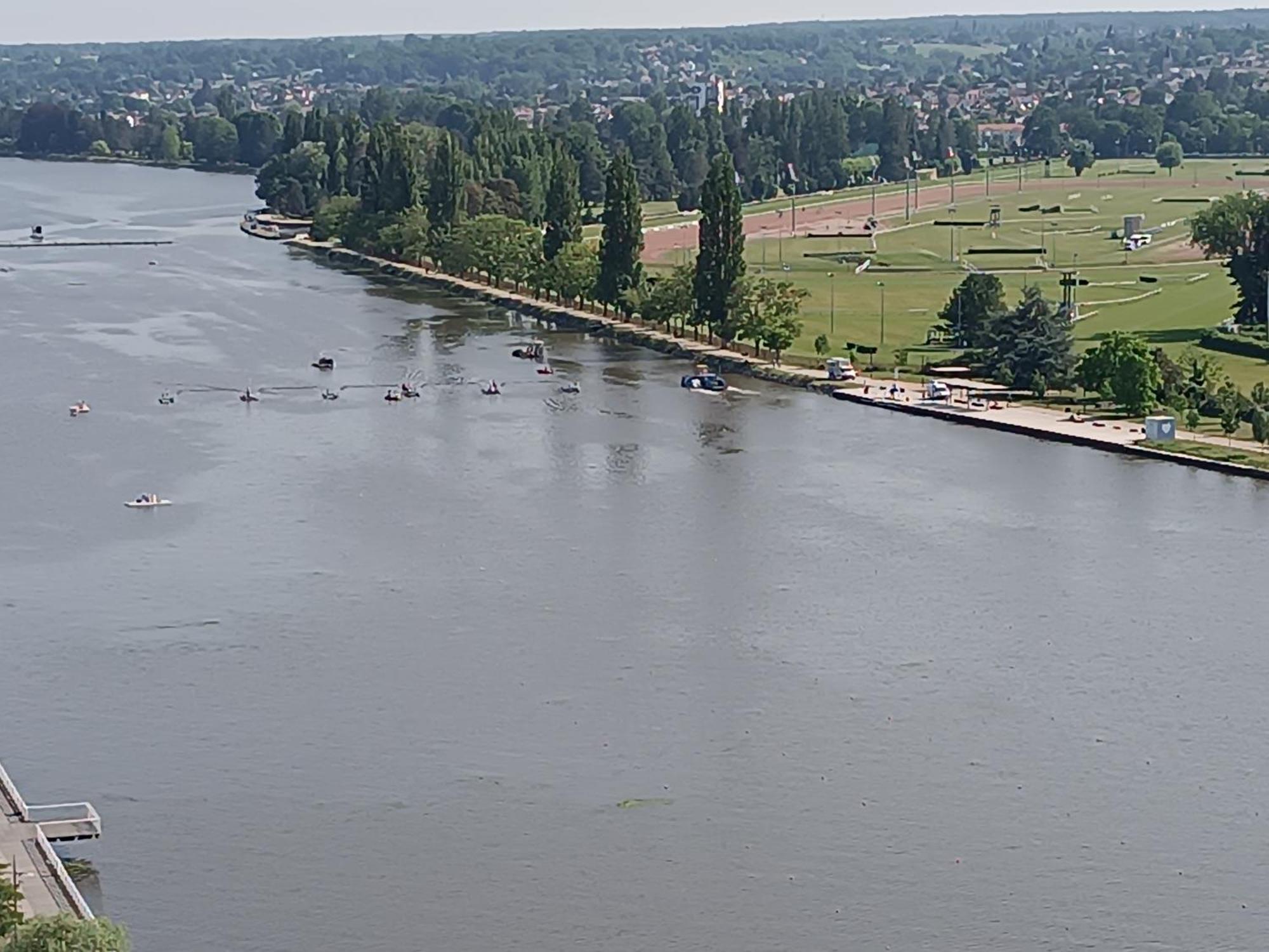 Apartment Mon Allier - Vue Exceptionnelle - Parking Gratuit *